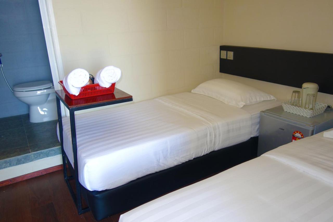 Ae Semporna Guesthouse 极潜旅店 エクステリア 写真