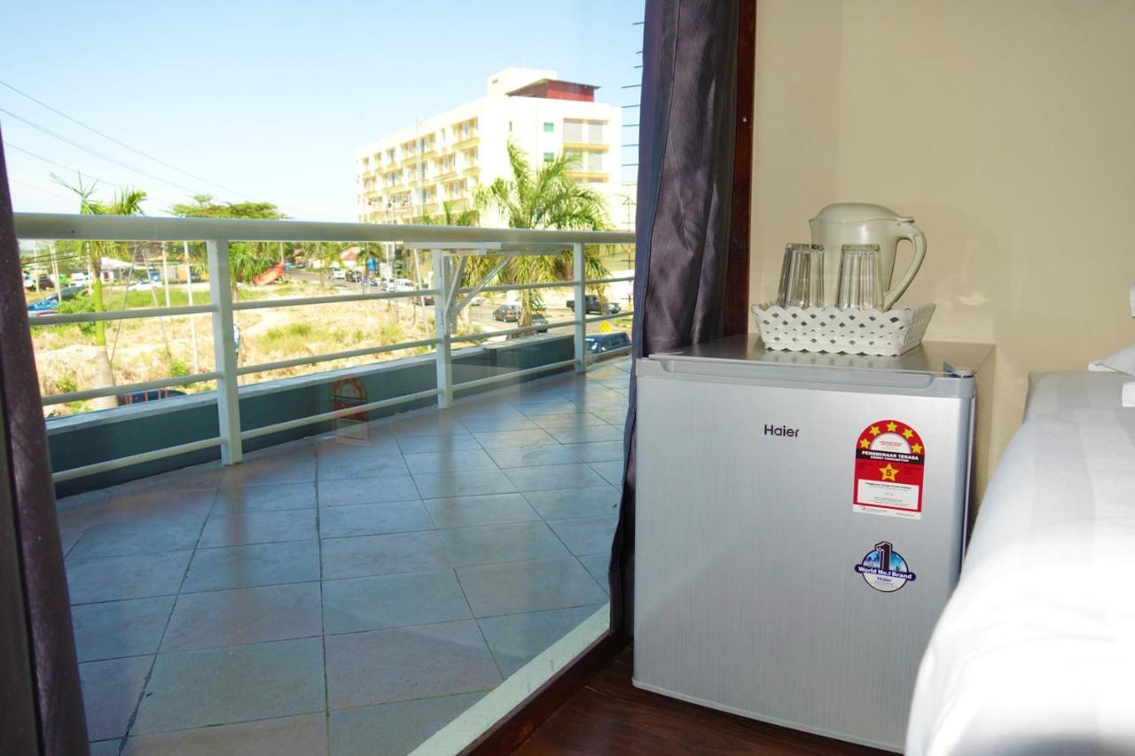 Ae Semporna Guesthouse 极潜旅店 エクステリア 写真
