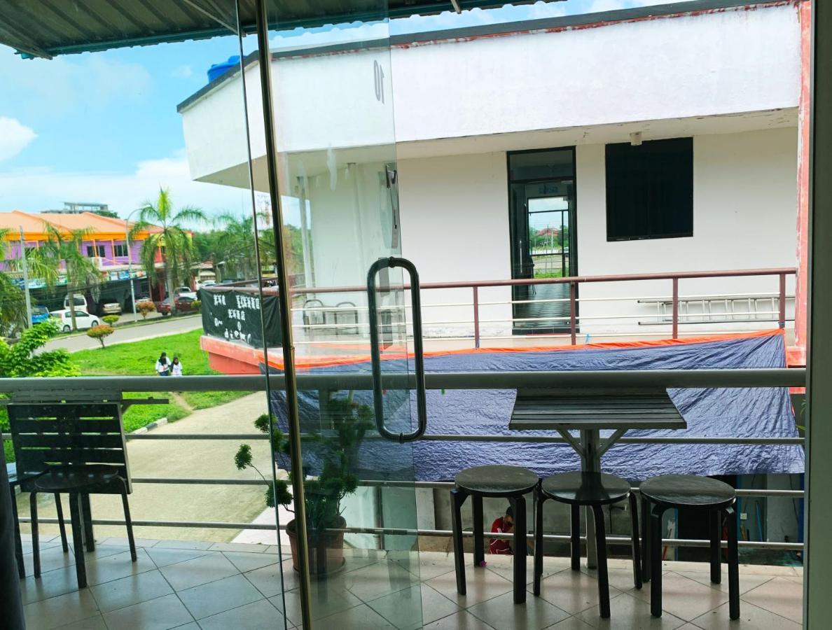 Ae Semporna Guesthouse 极潜旅店 エクステリア 写真