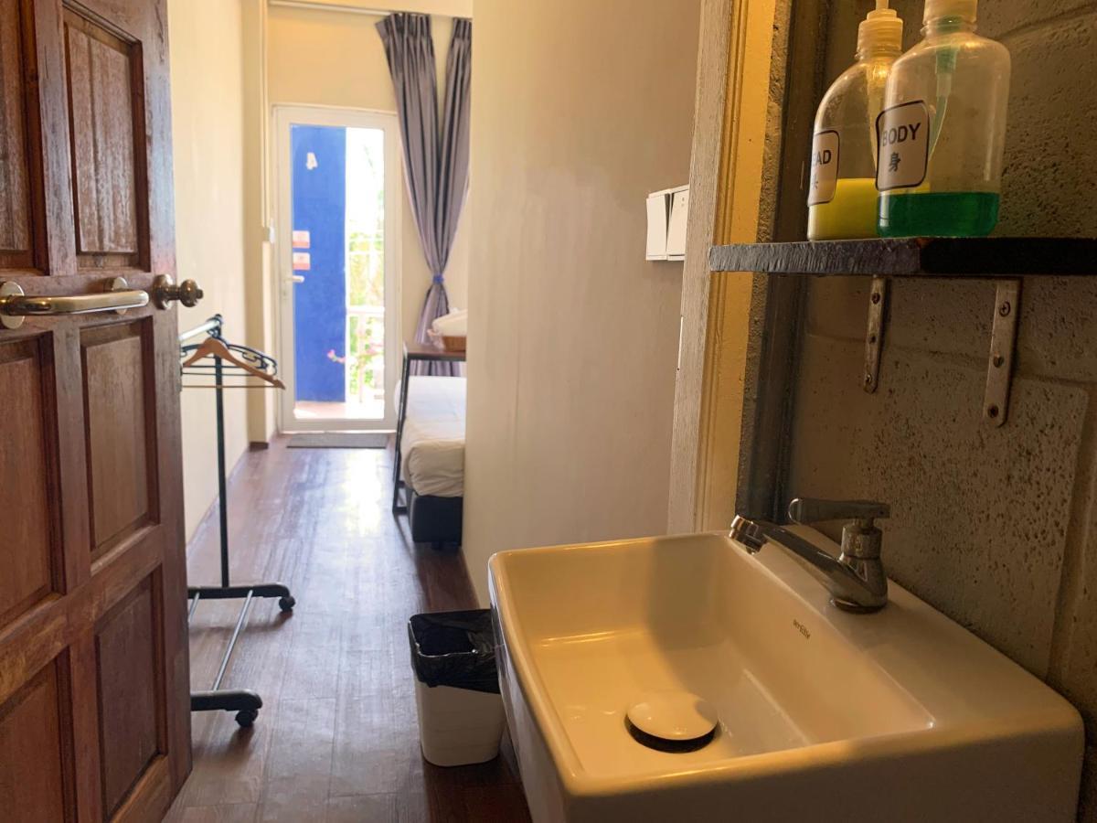 Ae Semporna Guesthouse 极潜旅店 エクステリア 写真