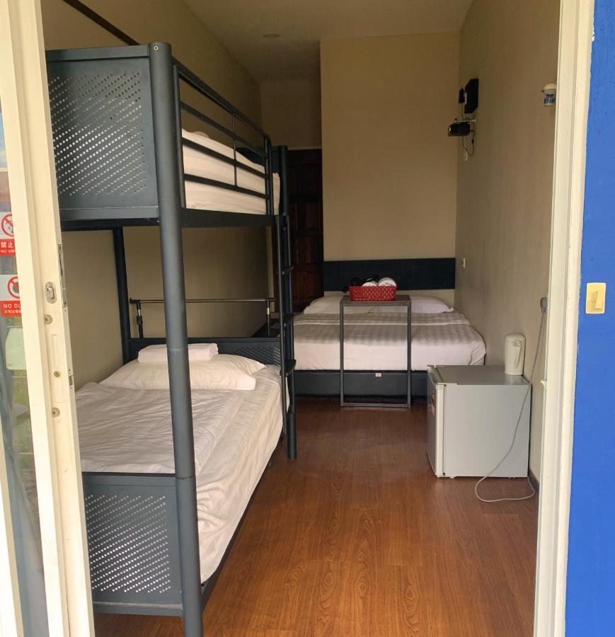 Ae Semporna Guesthouse 极潜旅店 エクステリア 写真