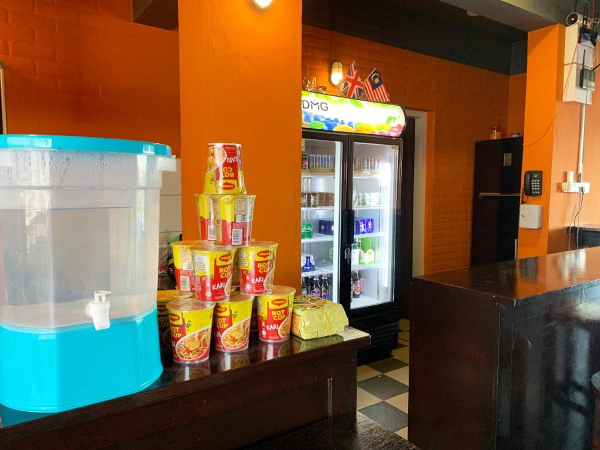 Ae Semporna Guesthouse 极潜旅店 エクステリア 写真