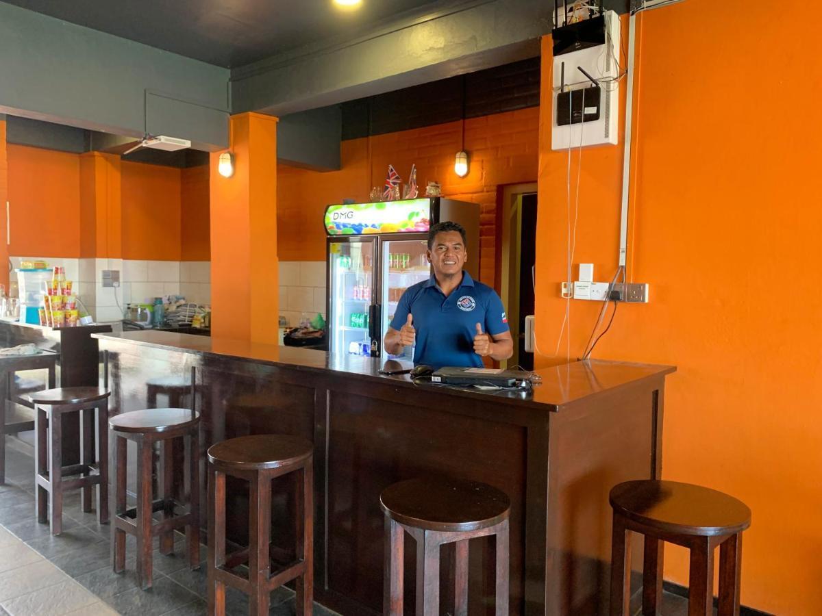 Ae Semporna Guesthouse 极潜旅店 エクステリア 写真